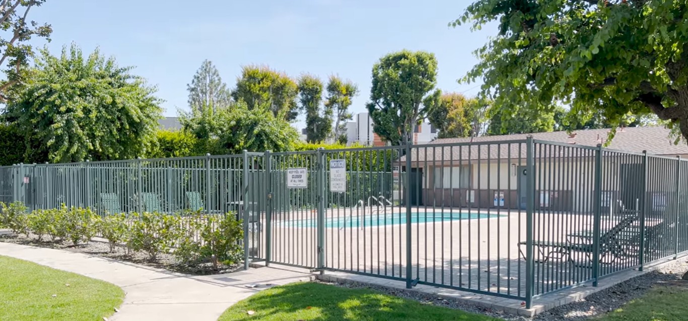 Aluminum Fences service in Merced, CA